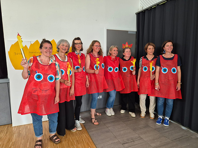 Travail réalisé par les petits et représentant l’arrivée des flammes olympiques à St Patern